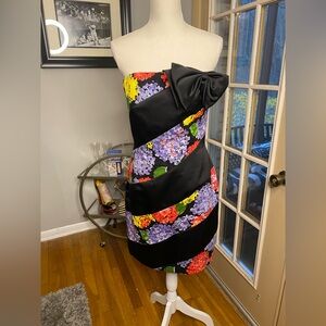 Floral Black Strapless Dress size 10 
16 pit to pit